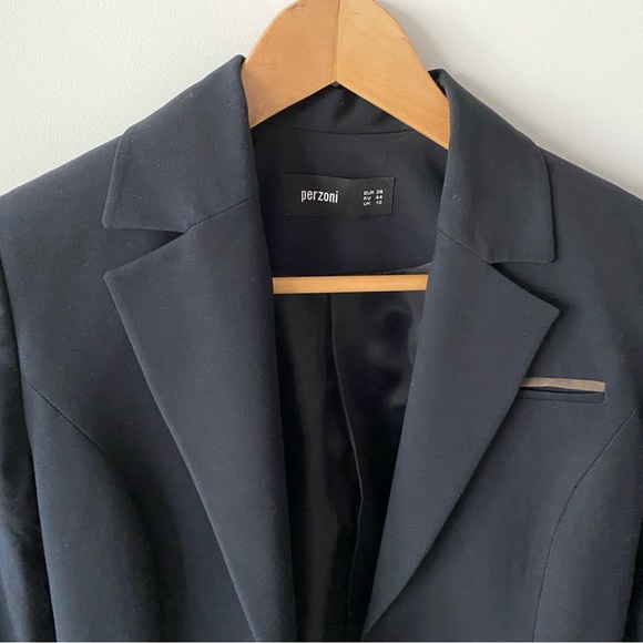 European dark navy blazer - Picture 2 of 3